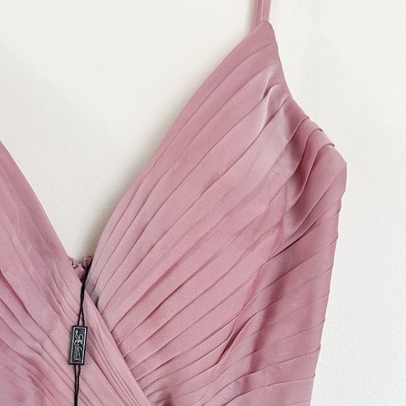 La Femme 28611 Pleated Bodice Chiffon Ball Gown Mauve Size 2 NWT - Picture 6 of 8